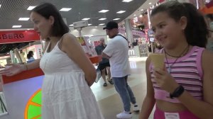 ЧУТЬ НЕ ПОТЕРЯЛИ МАРИНУ С ВАСЕЙ В БОЛЬШОМ ГОРОДЕ. ПРОВОЖАЕМ МАРИНУ . 2.09.23.