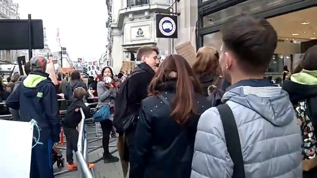 Protest against Canada Goose London 11/11/2017 #CanadaGoose смотреть онлайн