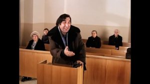Какой нормальный человек в Москву без денег едет? (Мимино)