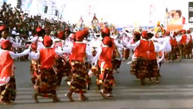 CARNAVAL DE ANGOLA - LUANDA 2013- As Nossas Crianças смотреть онлайн