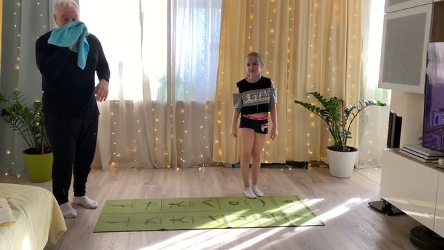 Акробатические элементы в движении