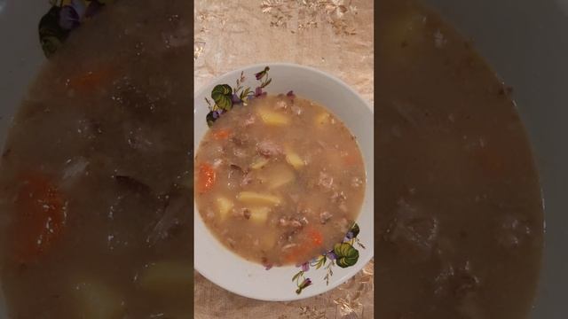 Уха из толстолобика. Сытно и вкусно. смотреть онлайн