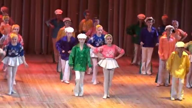 Ансамбль танца Ровесник - Ай, яй, яй! 26.05.2014 смотреть онлайн