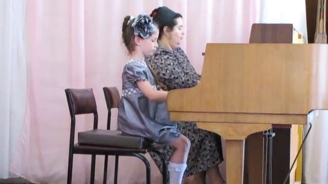 Умочка играет смотреть онлайн