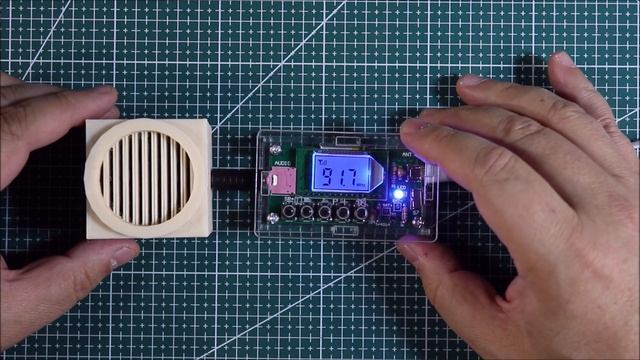 Собираем мини цифровое FM стерео радио в акриловом корпусе с LCD смотреть онлайн