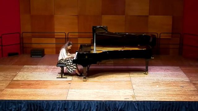 L. van Beethoven - 32 variations in c minor (Greta Gutuleac) смотреть онлайн