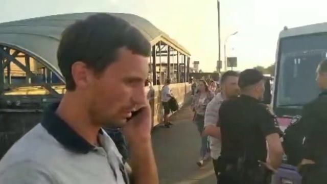 То ли копы, то ли быдло смотреть онлайн
