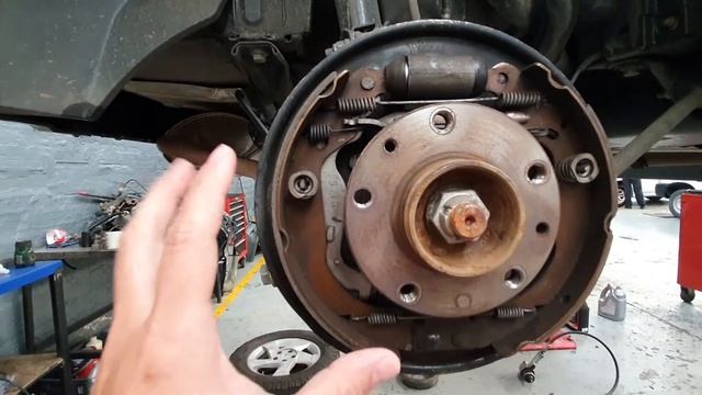Mantenimiento Sistema de Frenos Renault Dacia Duster 2013 смотреть онлайн