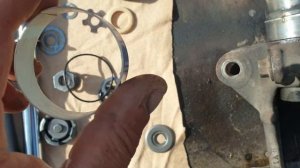 Ремонт амортизаторов своими руками , разборные стойки .