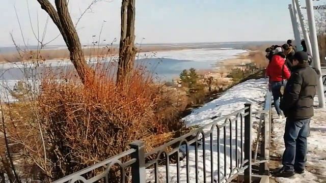 НАЧАЛО ВЕСНЫ , ГОРОДСКОЙ ПАРК . смотреть онлайн