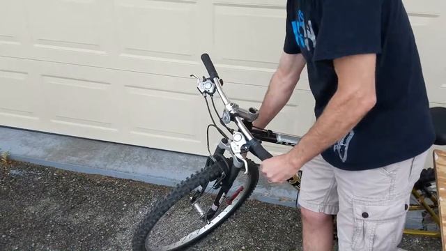 How to raise the handle bars on an MTB (3 ways) смотреть онлайн