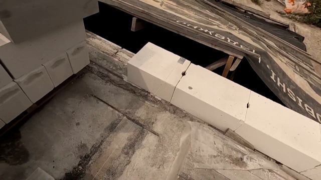 Первый ряд межкомнатных стен. смотреть онлайн