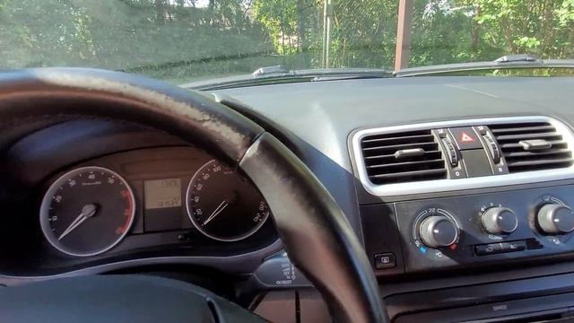 Шкода Фабия 1.4 мкпп. Плюсы, минусы и тд....