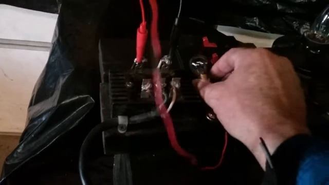 AC And DC Bulbs Energized With Both AC And DC Currents