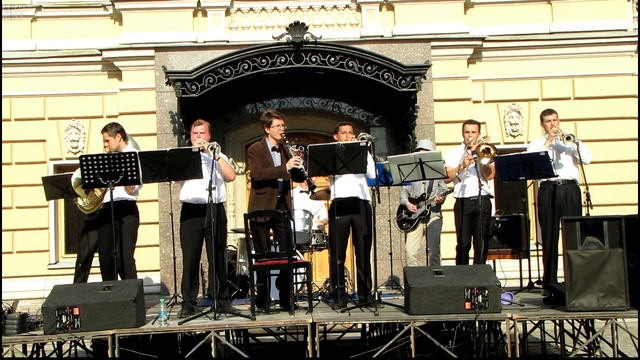  Olympic Brass, Илья Гиндин (кларнет), Роман Шиндер (гитара) смотреть онлайн
