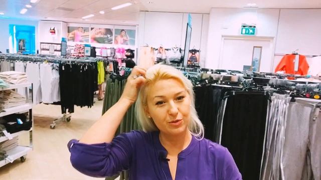 Едем по городу Эйндховен на машине, обзора. Шопинг в магазине  Primark.) Дёшево и сердито.)