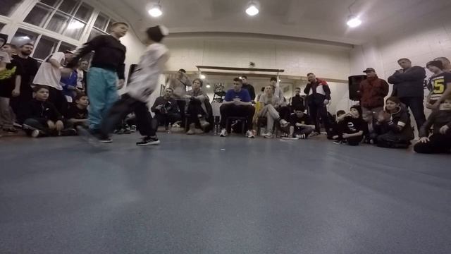 "Maksimus" vs "Groovy" |1\8| 1x1 до 3х лет опыта |"YesYouCan"| 23.02.2019 смотреть онлайн