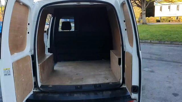 2018 Volkswagen Caddy Van смотреть онлайн