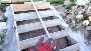 Бетонная лестница своими руками быстро.