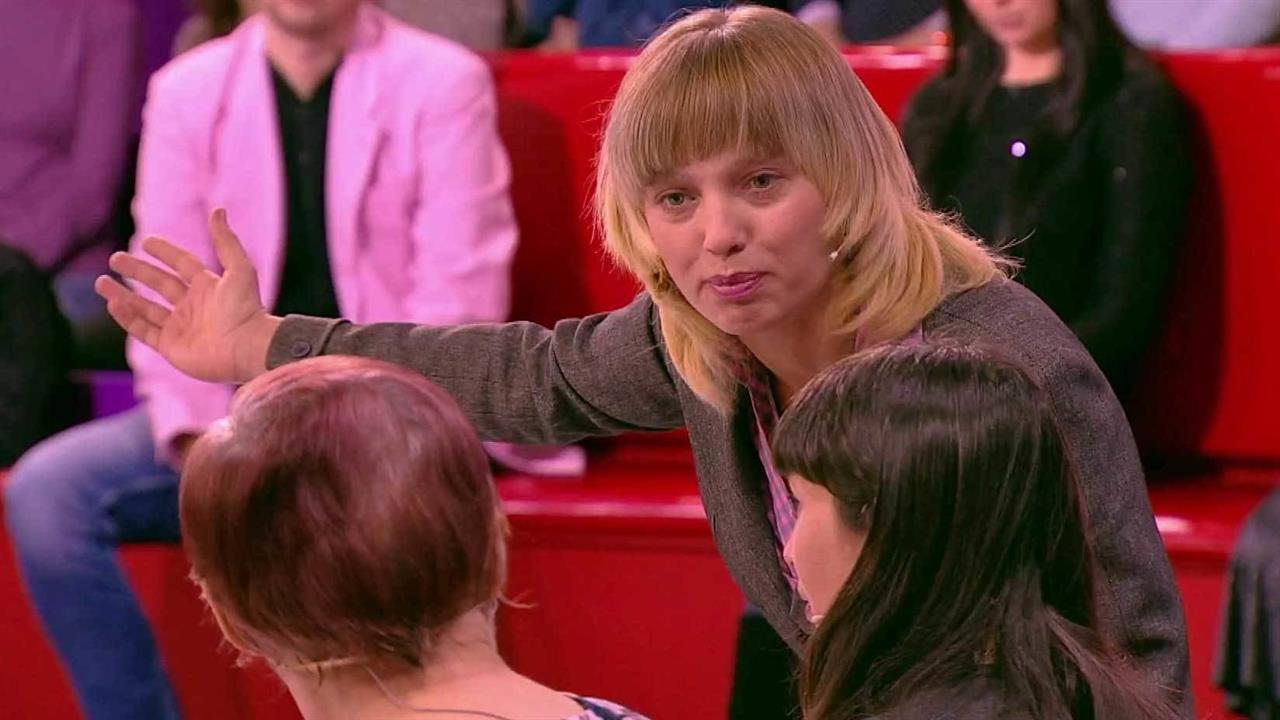 8 женщин. Мужское / Женское. Выпуск от 10.02.2016 смотреть онлайн