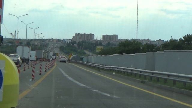 Объезд по понтонному мосту в Каменск-шахтинске,Ростовская обл. смотреть онлайн