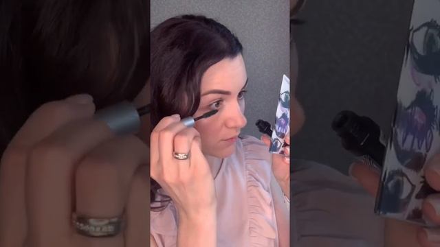 Зелёная тушь Гурмандиз - видео обзор и нанесение смотреть онлайн