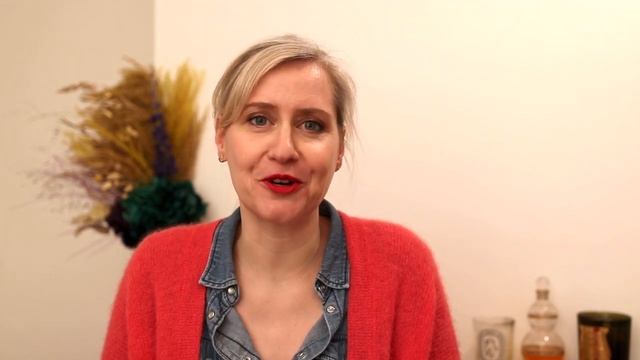 5 PARFUMS PARFAITS POUR LE PRINTEMPS смотреть онлайн