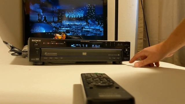Sony DVP-NC600 5 Disc CD/DVD Carousel Changer Player смотреть онлайн