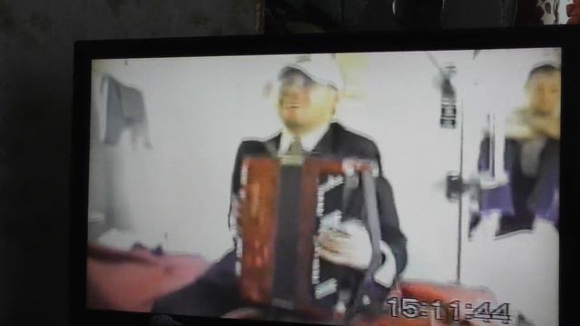 0\АРХИВ 2006Г\ЕСЛИ Б НЕ БЫЛО ШКОЛ\ БАЯН РУСЛАН ДЮКИН ЕДЕМ ПОЕЗДОМ С ИВАНОВА ФЕСТ ИМ ЗАВОЛОК ЛАУРЕАТ смотреть онлайн