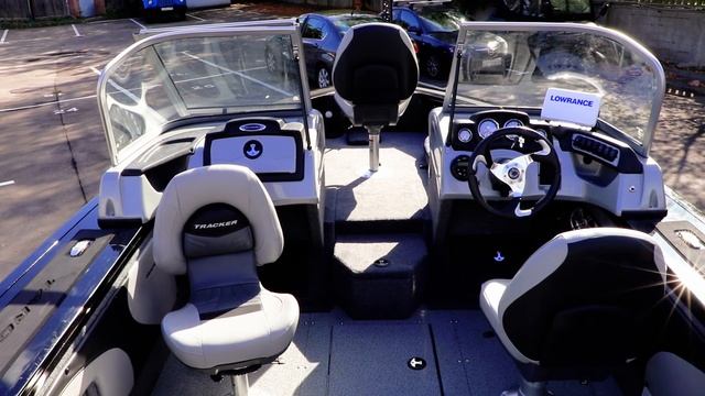 Обзор нового катера Tracker Targa V19 Combo смотреть онлайн