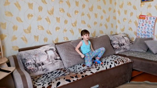 Борьба за Жильё? Готовим/Дрова - Дровишки/Хожу Ворчу, Переживаю? Весна! Работы Хватает!) 10.04.21 смотреть онлайн