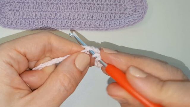 Весенняя детская шапка "Зайка" Длинные вязаные ушки Крючком Ч.2 смотреть онлайн