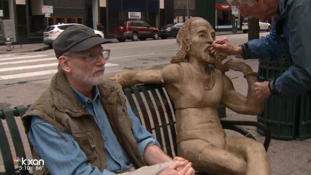 Statue honoring eccentric Austin icon Leslie Cochran one step closer to reality смотреть онлайн