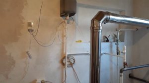 При ветре тухнет пламя напольного, газового котла...