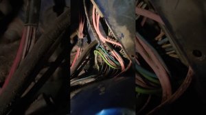 ваз 21099 не заводит стартер с ключа