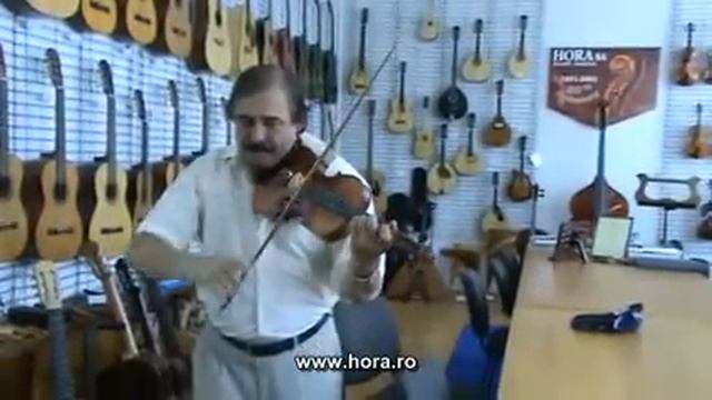 Nicolae Botgros Playing Romanian Folk Music