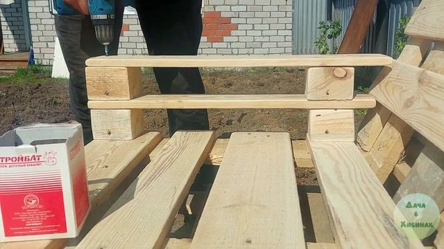 Из поддонов своими руками стол и скамейки. Мебель  для дачи своими руками  Зона отдыха