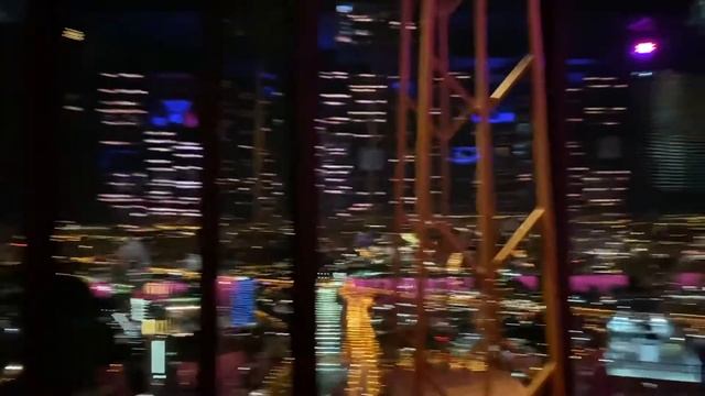 Ночной клуб Birds, Москва Сити, фантастические вида вечерней Москвы. смотреть онлайн