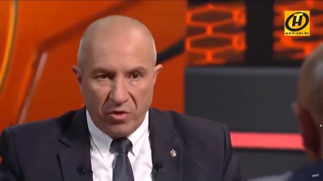 Интервью даёт Министр внутренних дел Беларуси Юрий Караев смотреть онлайн