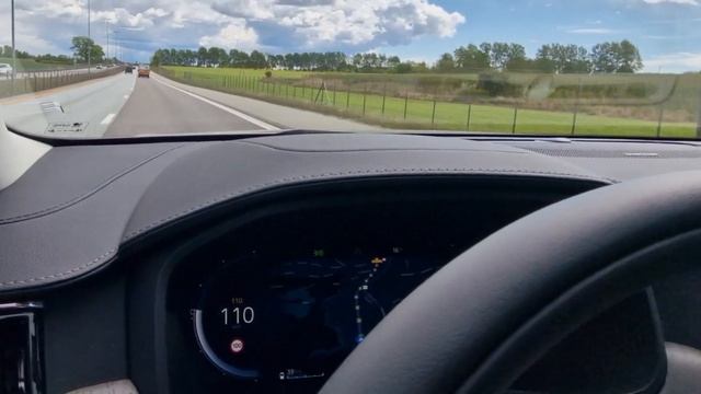 Electric Highway Test. V90 Long Range смотреть онлайн