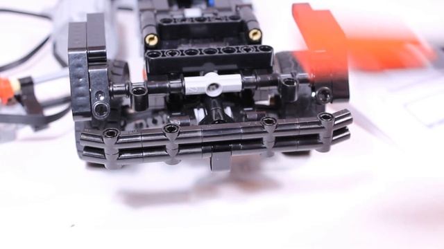 Lego® CUSTOM ADVENT CALENDAR #19 - Mercedes Benz Sprinter Mudguards - [ Technicfan | 1080p ]