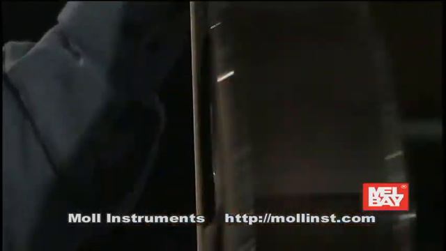 Bill Bay Shows His Flat Top Travel Guitar Made By Bill Moll