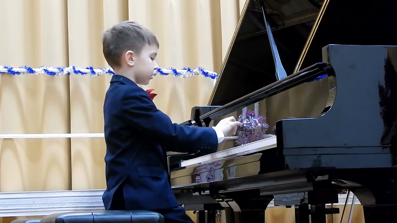 2.1. В. Гиллок - «Летняя полька», исп. Соловьёв Григорий (1 класс) смотреть онлайн