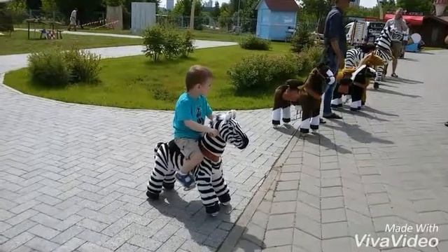Приколы с детьми. Чуть помедленнее, кони....! :)) смотреть онлайн