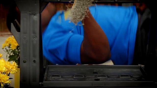 GET IN SHAPE WITH 5 GALLON BUCKETS! смотреть онлайн