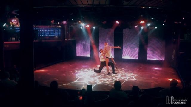 "Shallow @LadyGaga " - Alternative Tango by Roxana Marinoff and Cesar Davalos. смотреть онлайн