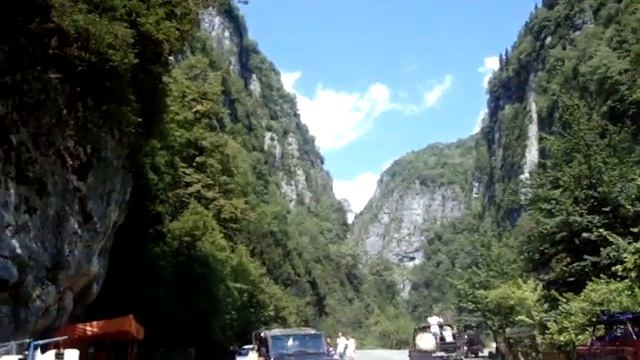 Абхазия, водопад "Мужские слёзы" смотреть онлайн