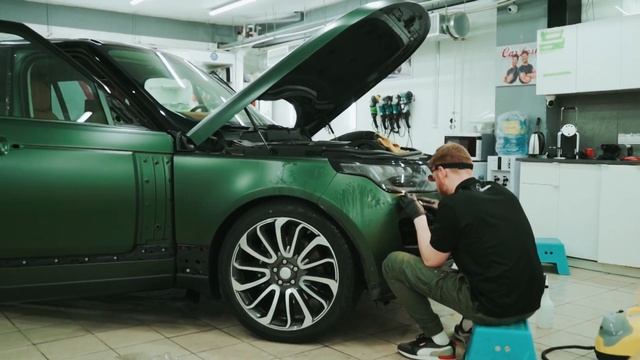 Range Rover Bespoke ultimate edition полная оклейка в матовый полиуретан смотреть онлайн