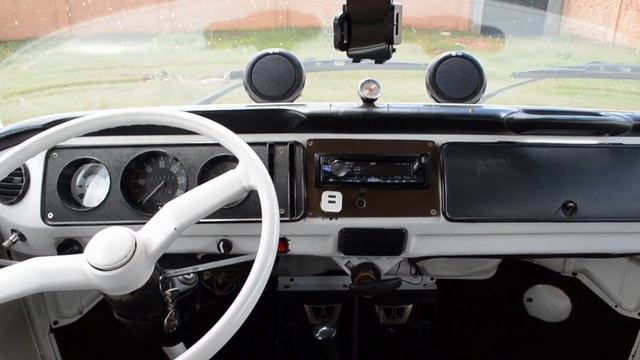 Volkswagen combi T 2 A: légende de VW смотреть онлайн