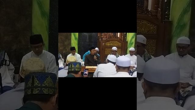 cara mencari seorang imam yg tepat olleh ust husni tamrin disubuhgabungan смотреть онлайн